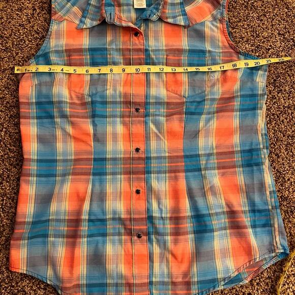 Wrangler plaid sleeveless button down shirt, women's size M - Picture 1 of 5